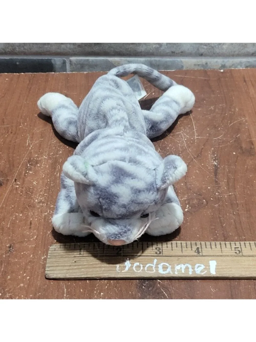 Ty Beanie Baby SILVER Gray Tabby Cat 1999 Stuffed Animal Plush No Hang Tag